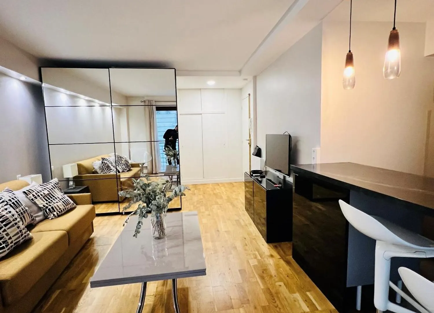 아파트 Charming Apartement Near Eiffel Tour 파리 프랑스